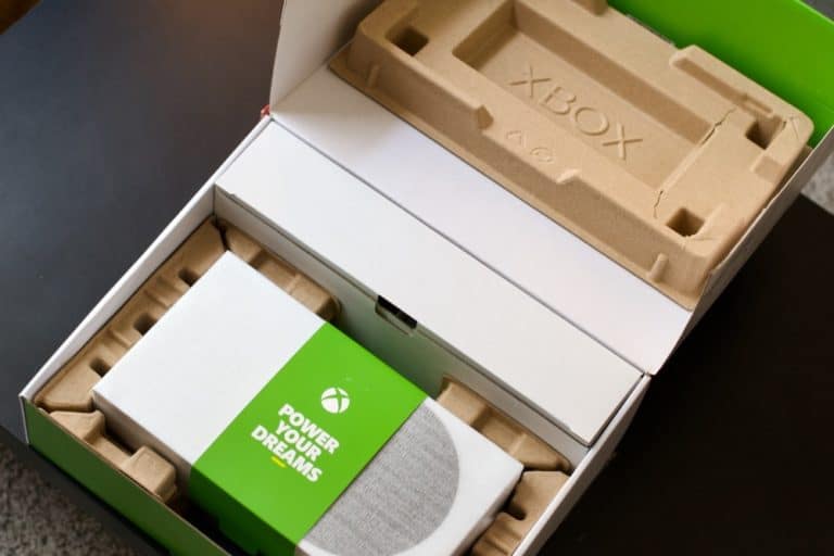 Unboxing Xbox Series S GoldenGeek